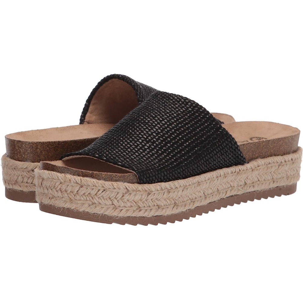Bella Vita Women's Platform Sandal